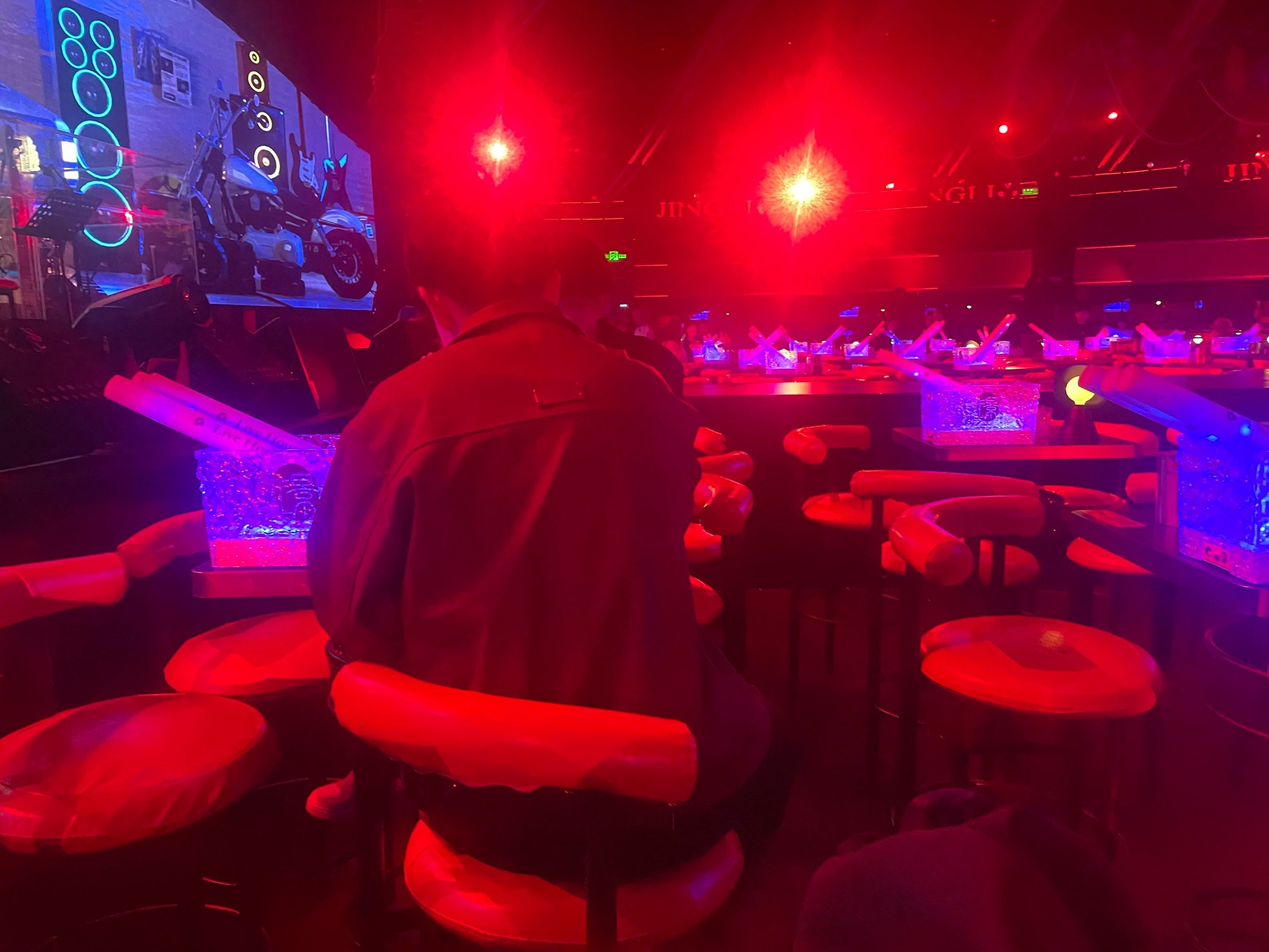 南阳商务ktv首选中低端商务ktv推荐-镇平县ktv预定